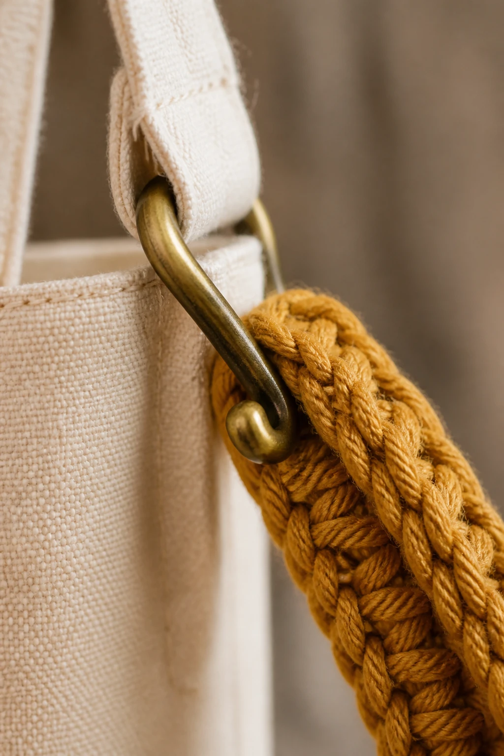 Focused shot on sturdy tote hook-to-yarn junction